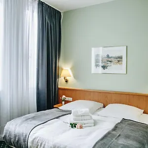 *** Hotel 